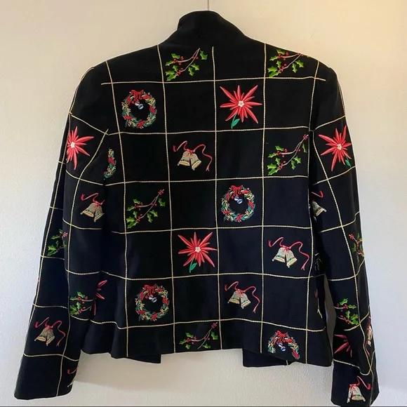 Vintage Christmas Holiday Embroidered Black Open Jacket - Picture 5 of 5